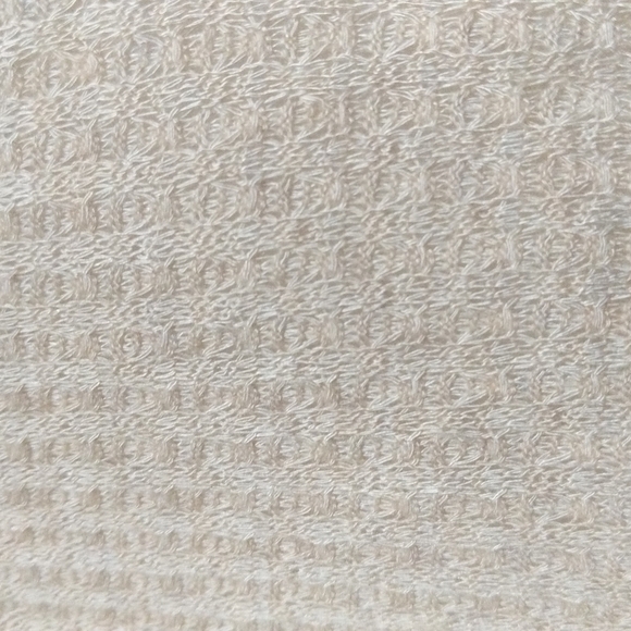 Free Kisses Women's Crop Knit Top Size Large - Picture 2 of 8